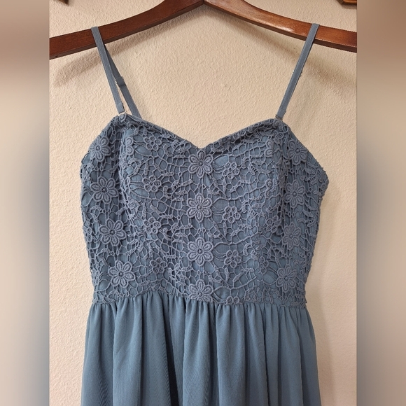 NWT Modcloth Womens A-line Crocheted Floral Bodice Party Dress Size 4 - Picture 4 of 12